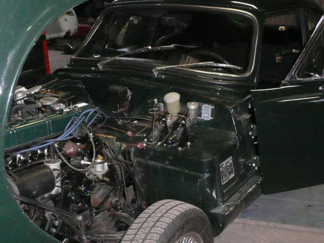 Remise en route véhicules de collection - La Chapelle la Reine proche Melun