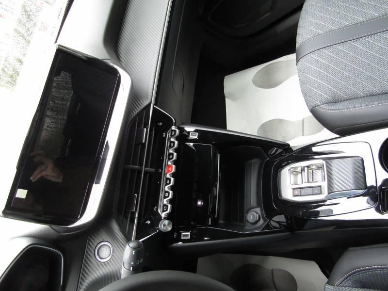 Peugeot 2008 hybride e-DCS6 145 cv GT occasion