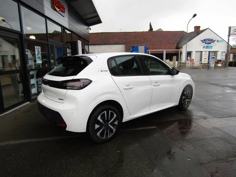 Peugeot 208 hybride e-DCS6 Style occasion