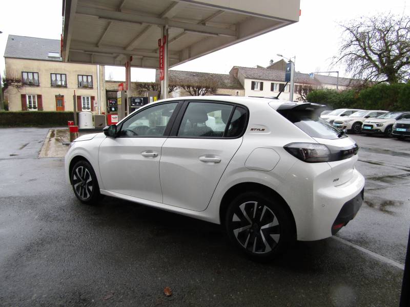 Peugeot 208 hybride e-DCS6 Style occasion