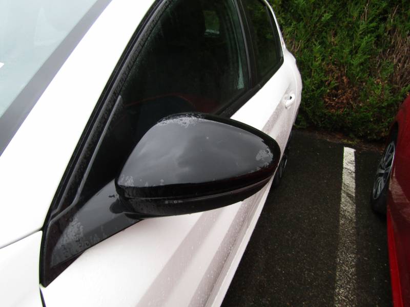 Peugeot 208 hybride e-DCS6 Style occasion