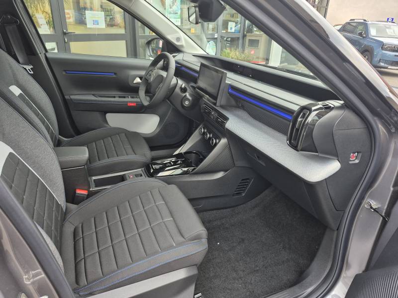 Citroën C3 occasion hybride essence 110 cv e-DCS6 finition PLUS